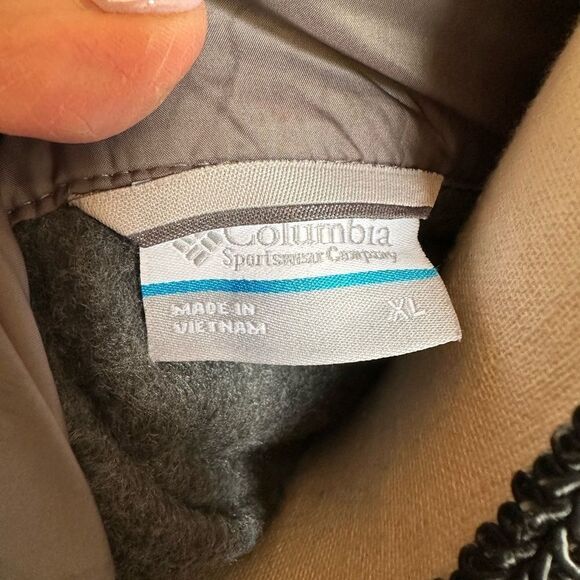 Columbia Black Hooded Jacket - Picture 7 of 7